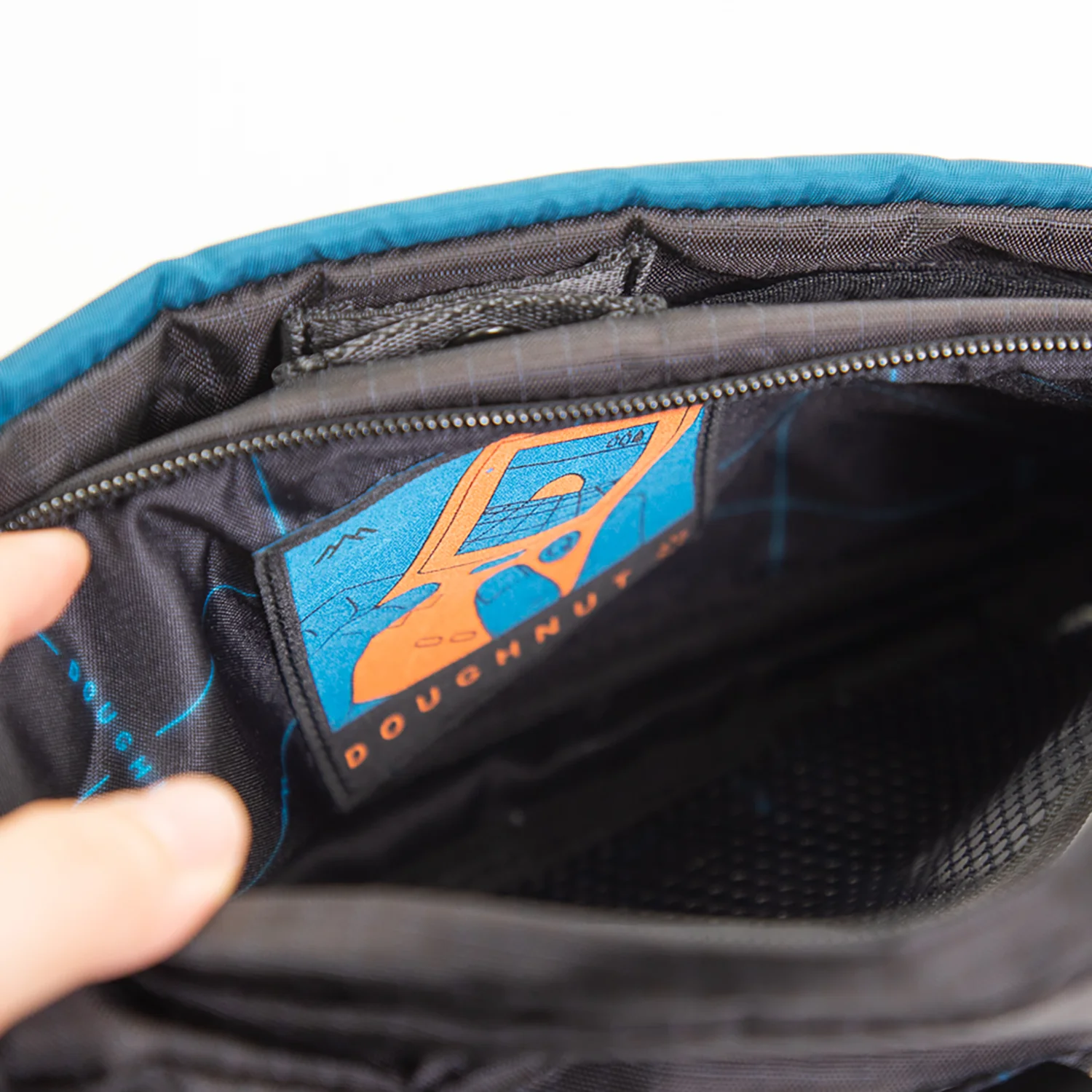 Dagger Bum Bag - Image 16