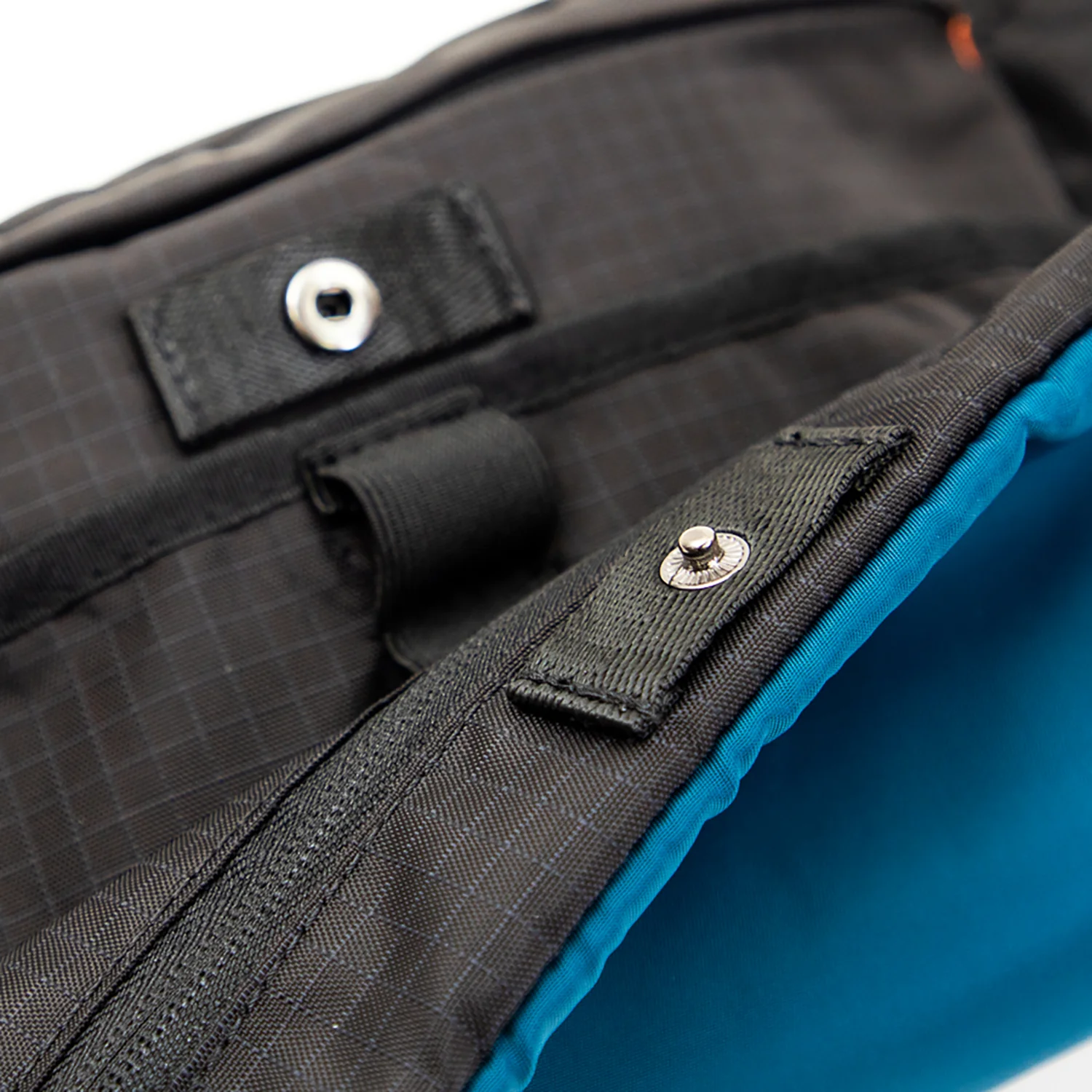 Dagger Bum Bag - Image 20