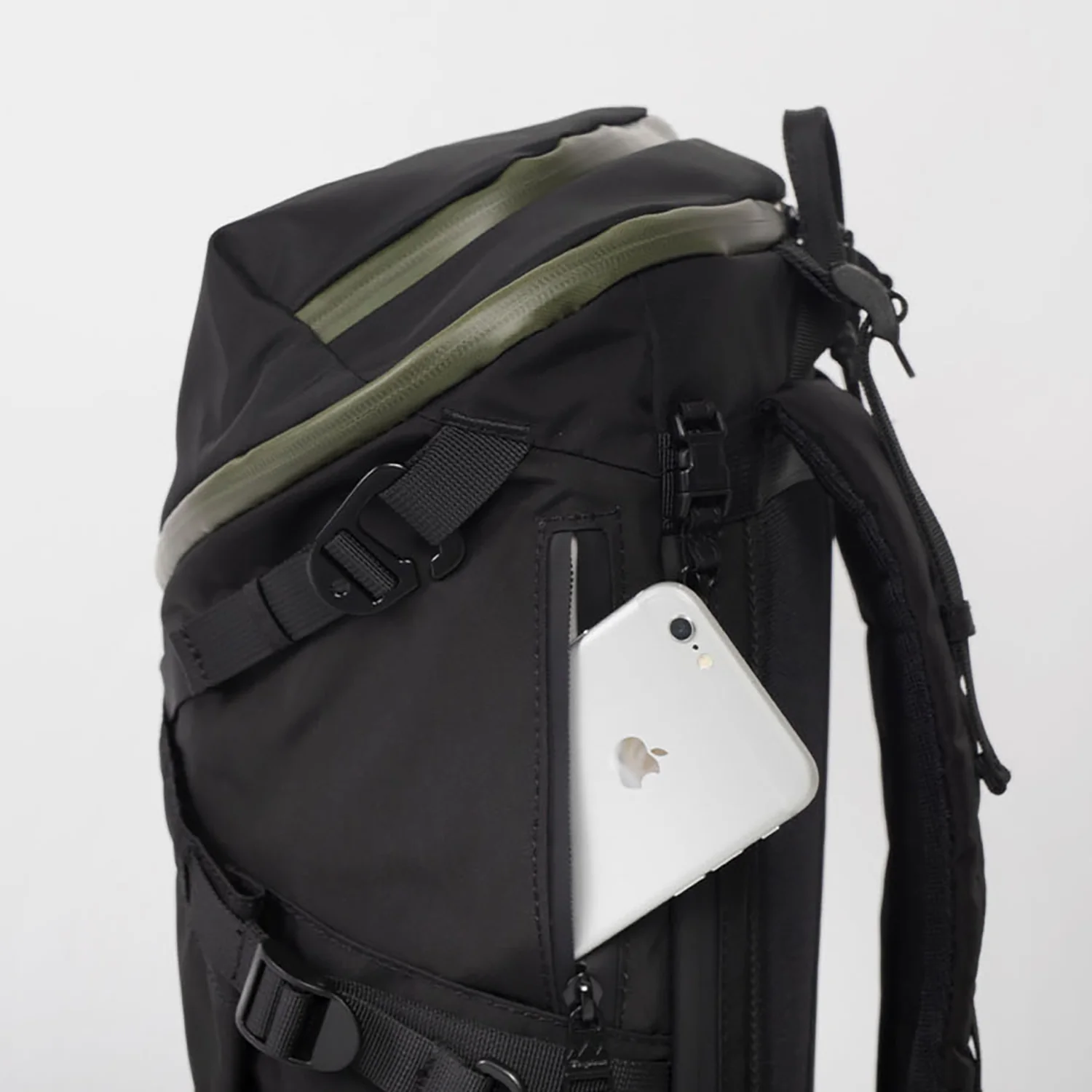 Dynamic Large Backpack - Image 10
