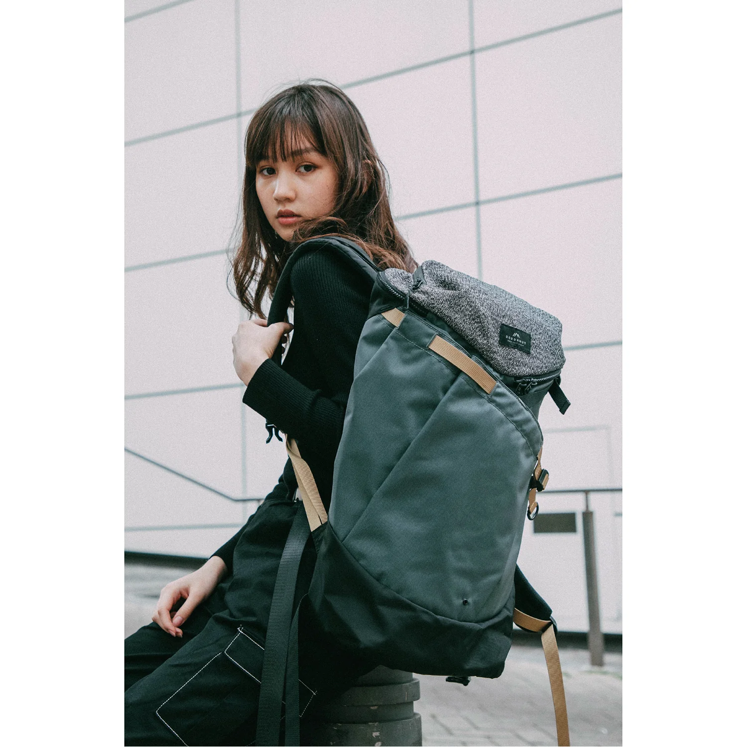 Dynamic Large Shield Series Backpack - Image 4