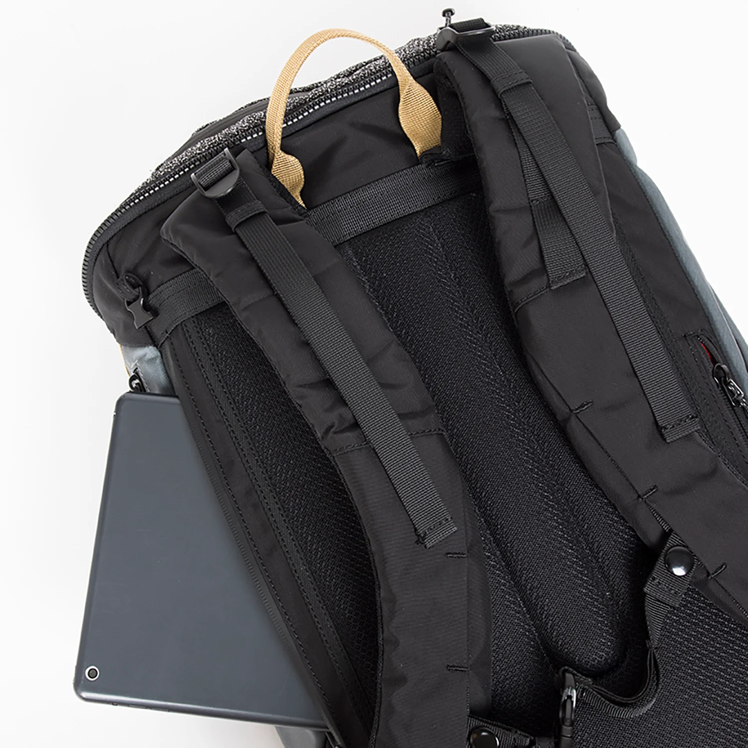Dynamic Large Shield Series Backpack - Image 8
