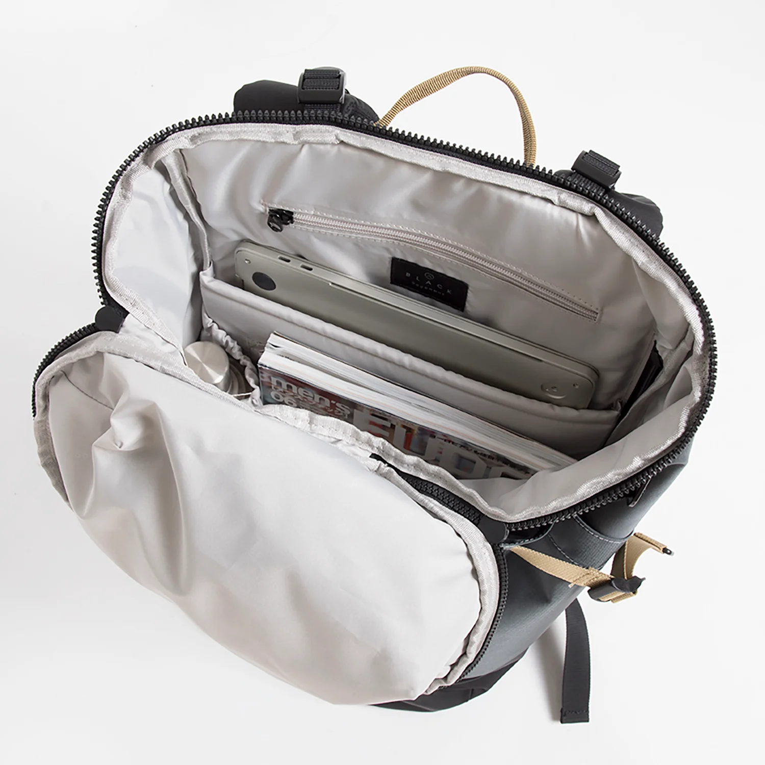 Dynamic Large Shield Series Backpack - Image 9