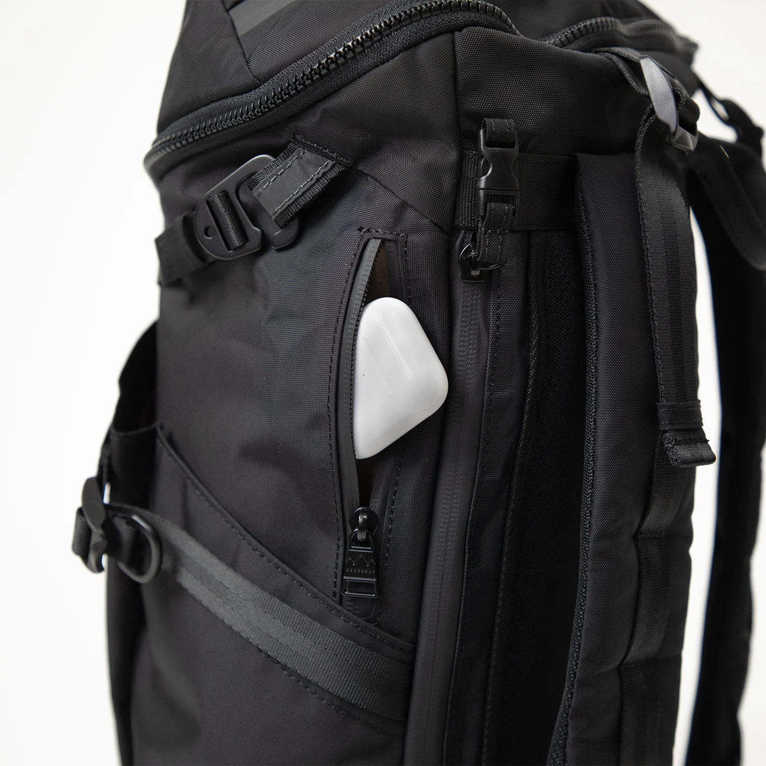 Dynamic Large Titan Series Backpack - Image 9
