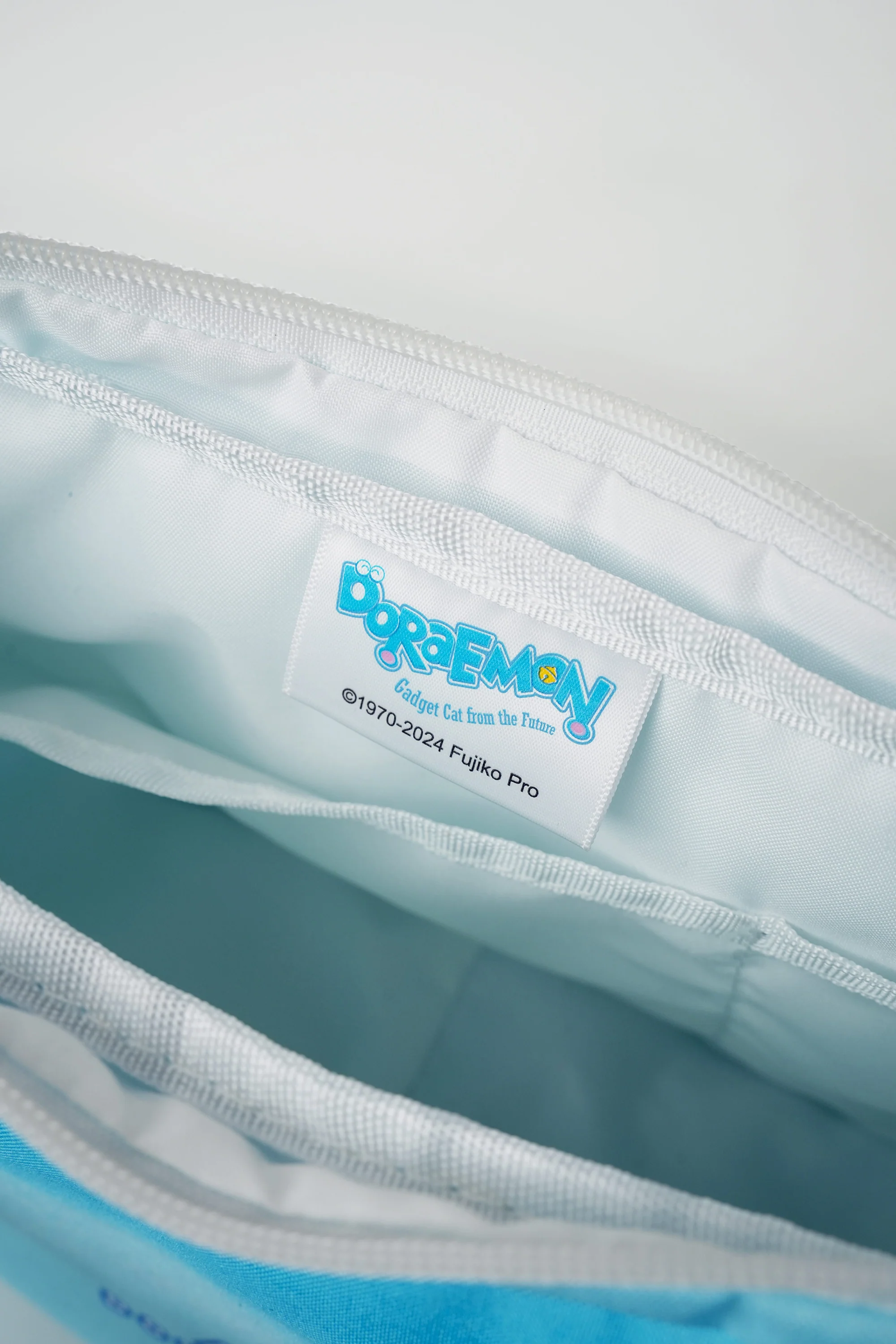 Eclair Doraemon X Doughnut Series Crossbody Bag - Image 15