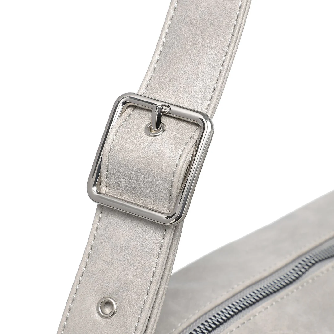 Elizabeth Errands Series Crossbody bag - Image 30