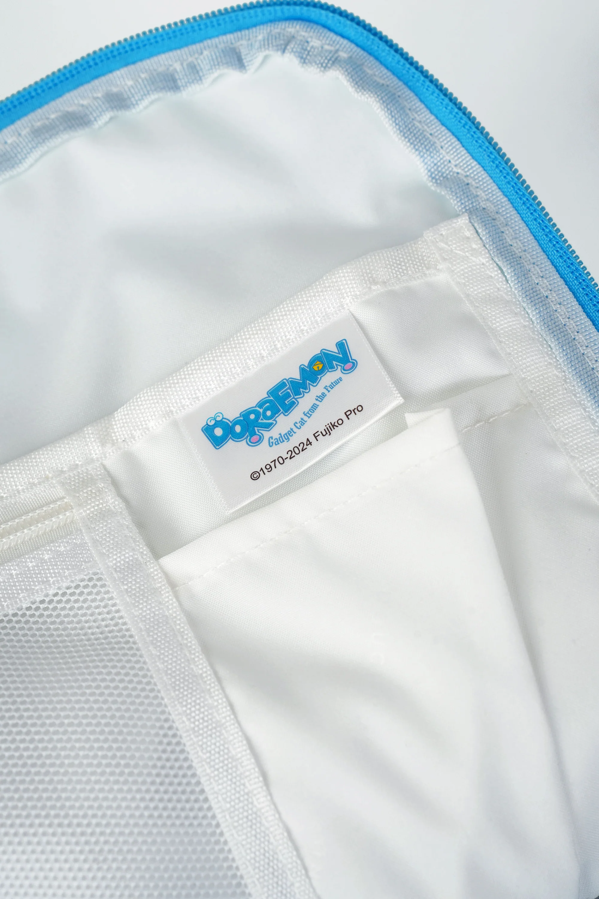 Macaroon Doraemon X Doughnut Series Backpack - Image 5