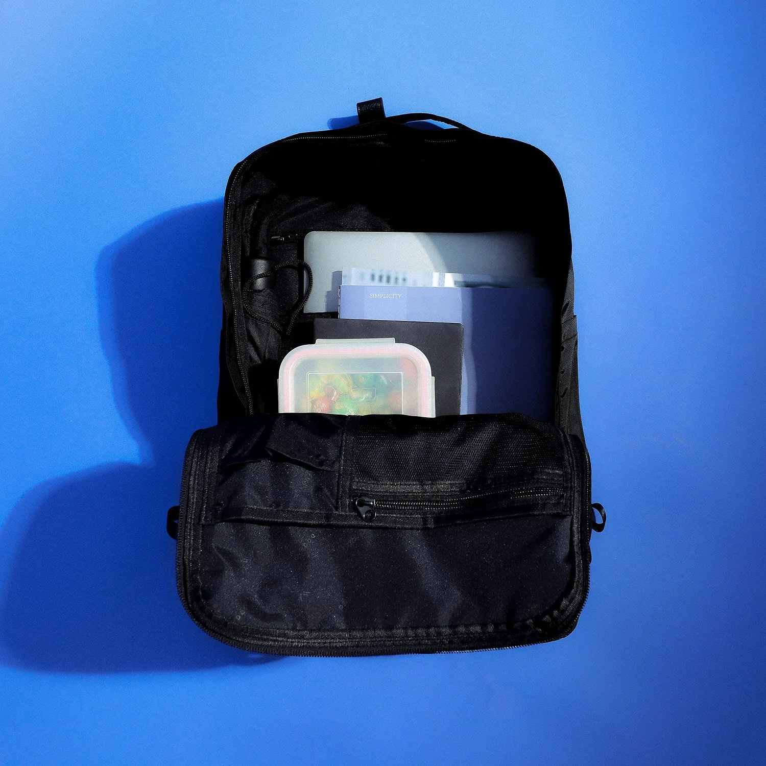 Macaroon Large Doughnut Airlines II Series Backpack - Image 9