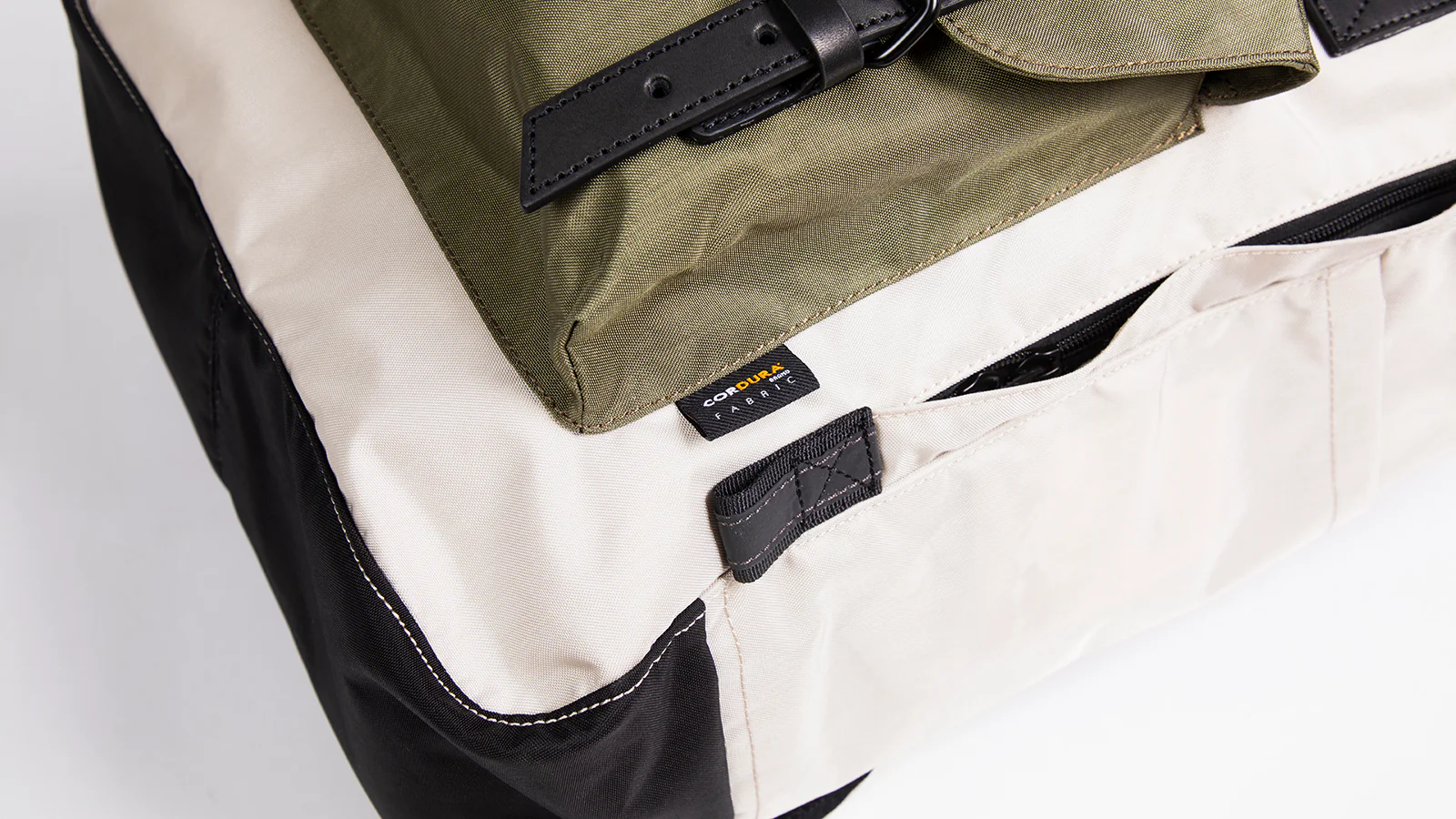 Macaroon Large Jumanji Series Backpack - Image 11