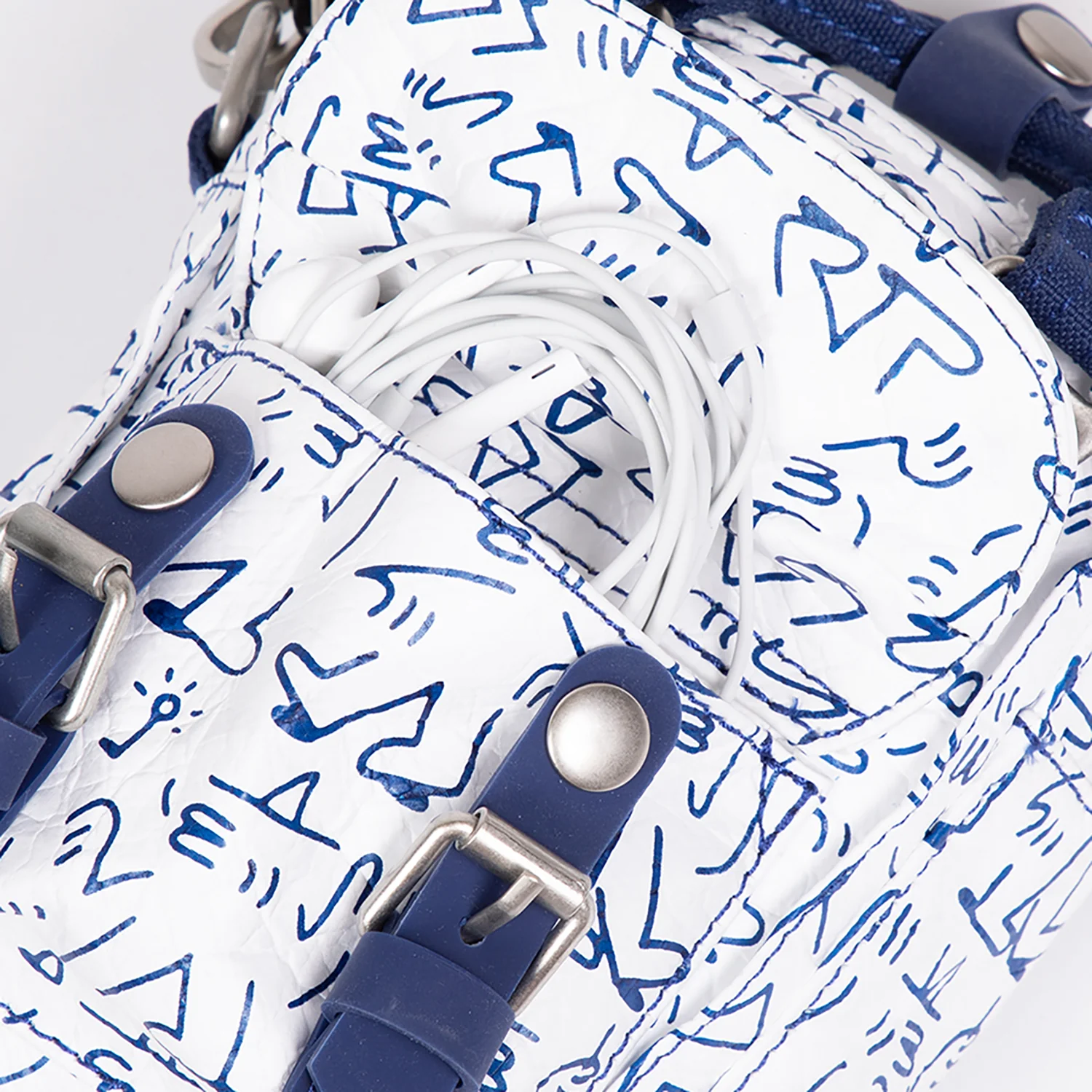 Macaroon Tiny Lucas Beaufort Series Crossbody Bag - Image 9
