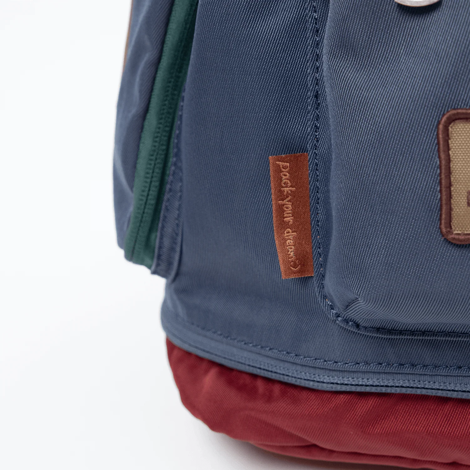 Pyramid Happy Camper Series Backpack - Image 17