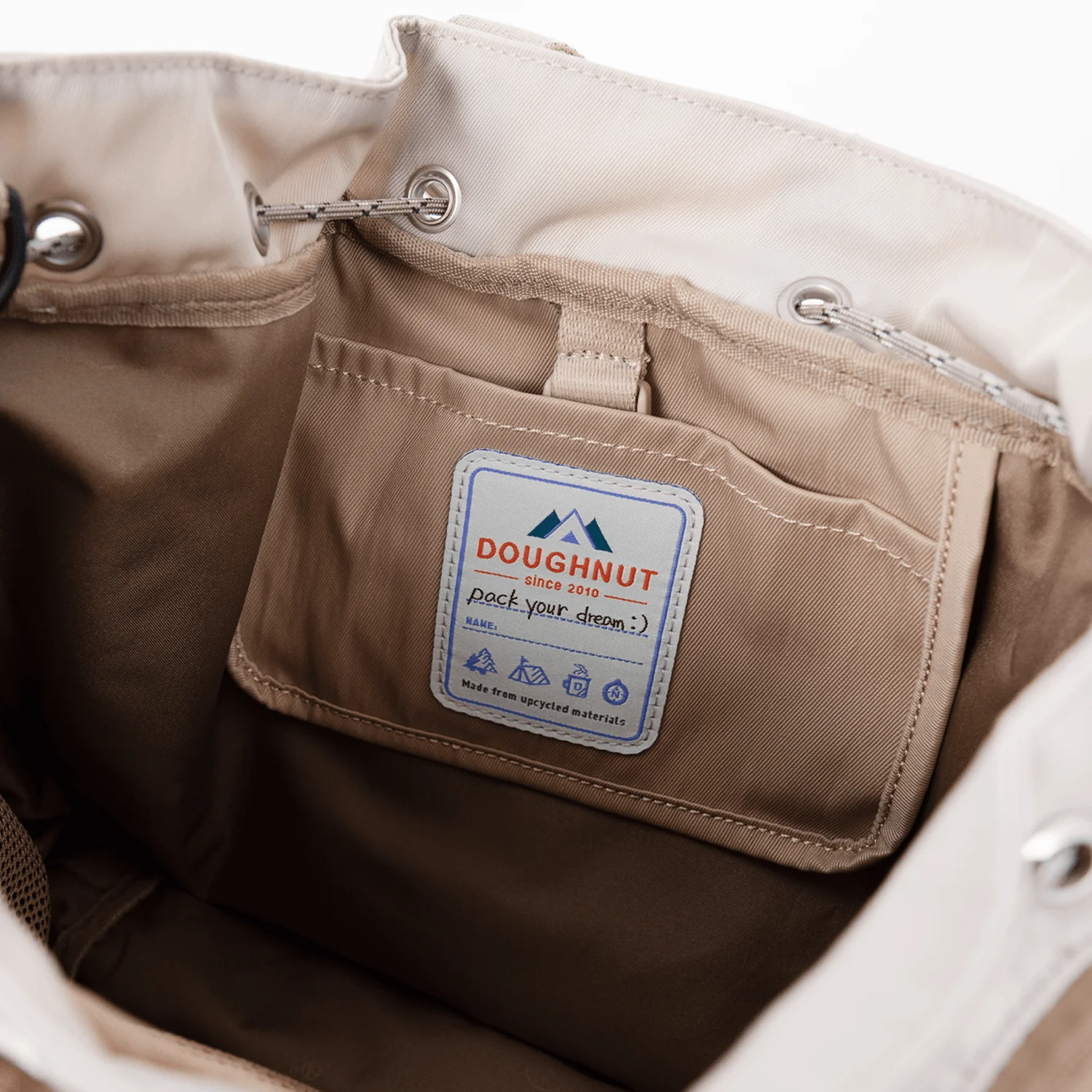 Pyramid Happy Camper Series Backpack - Image 23