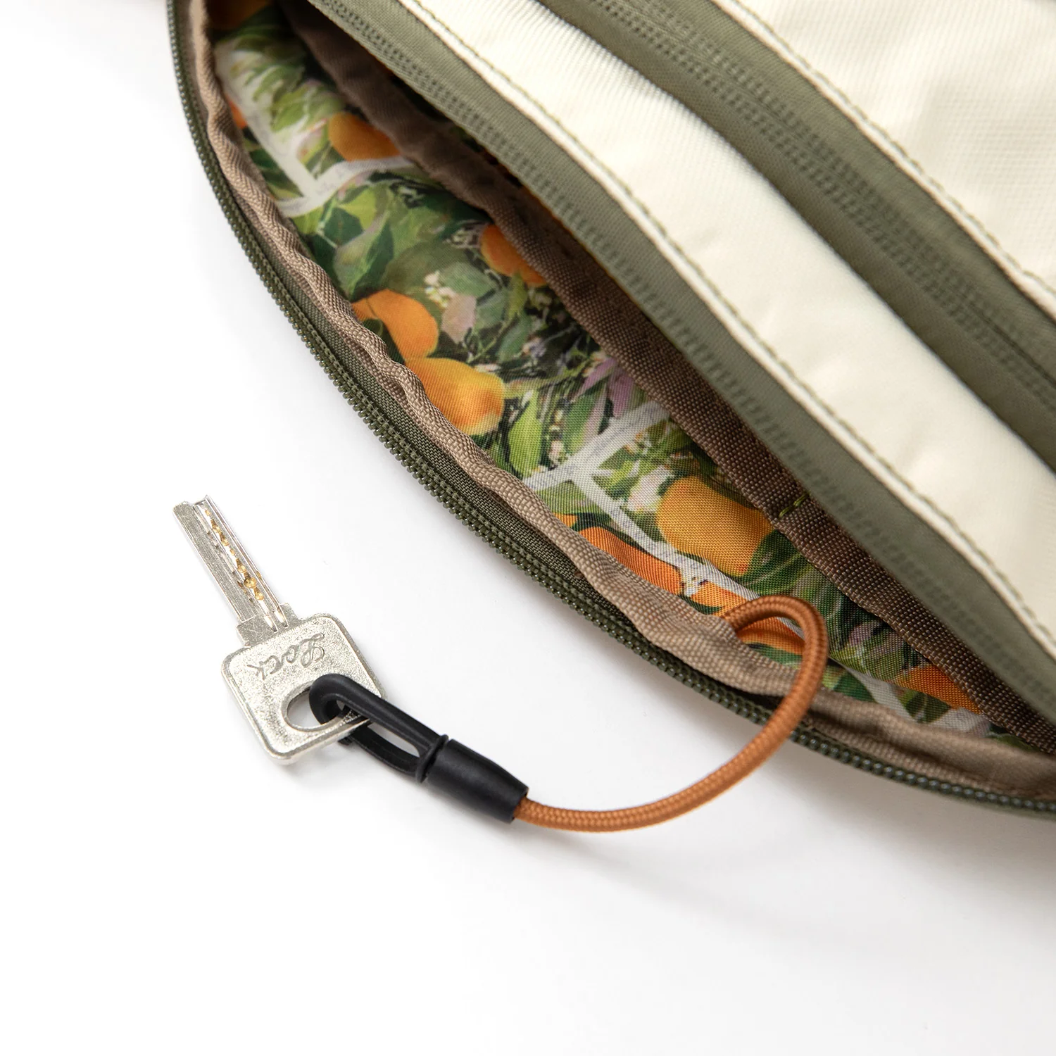Seattle Doughnut X Denise Peter Series Bum Bag - Image 15