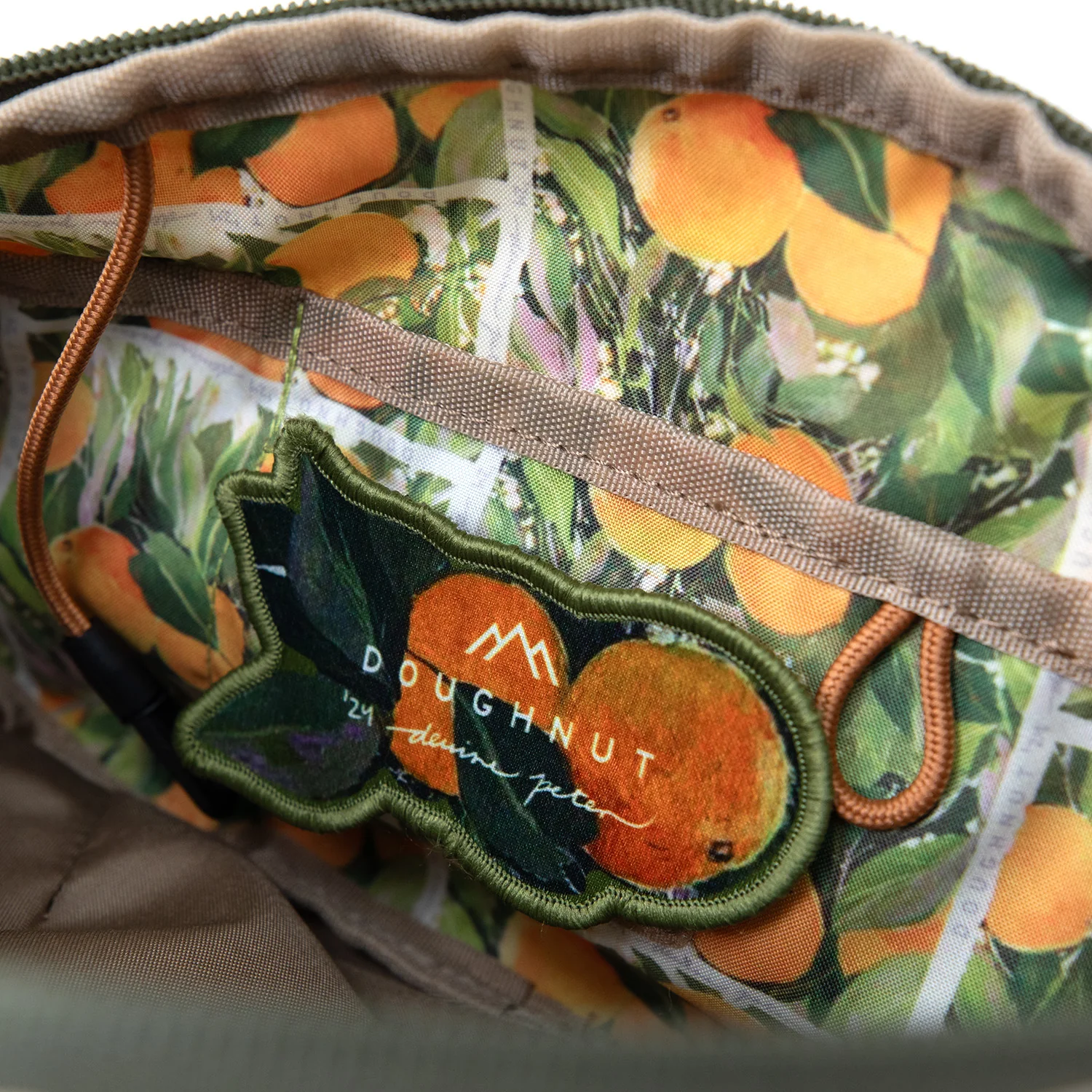 Seattle Doughnut X Denise Peter Series Bum Bag - Image 16