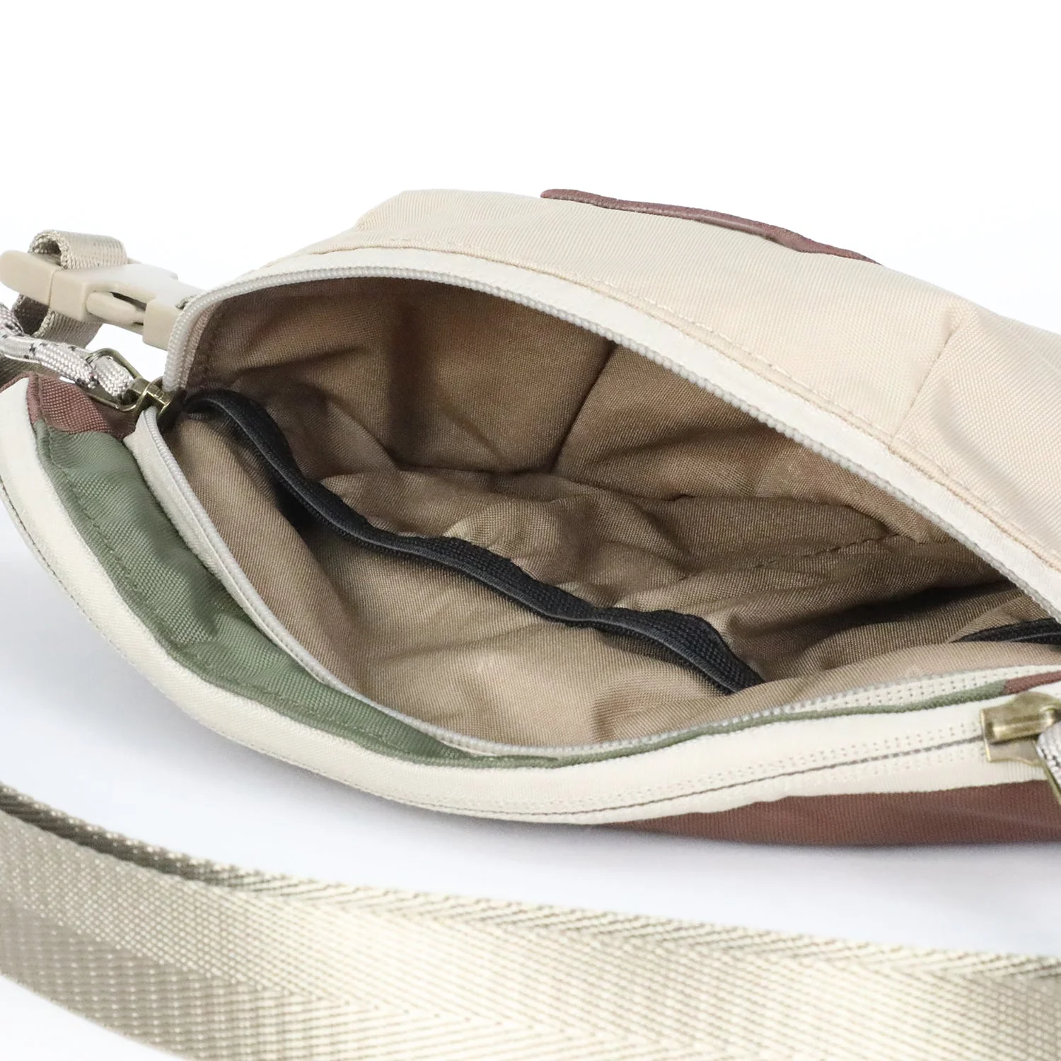 Seattle Jungle II Series Bum Bag - Image 19