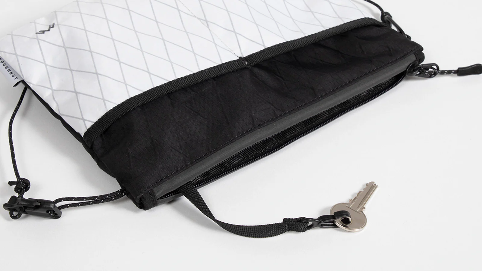 Street-Smart Black Crossbody Bag - Image 6
