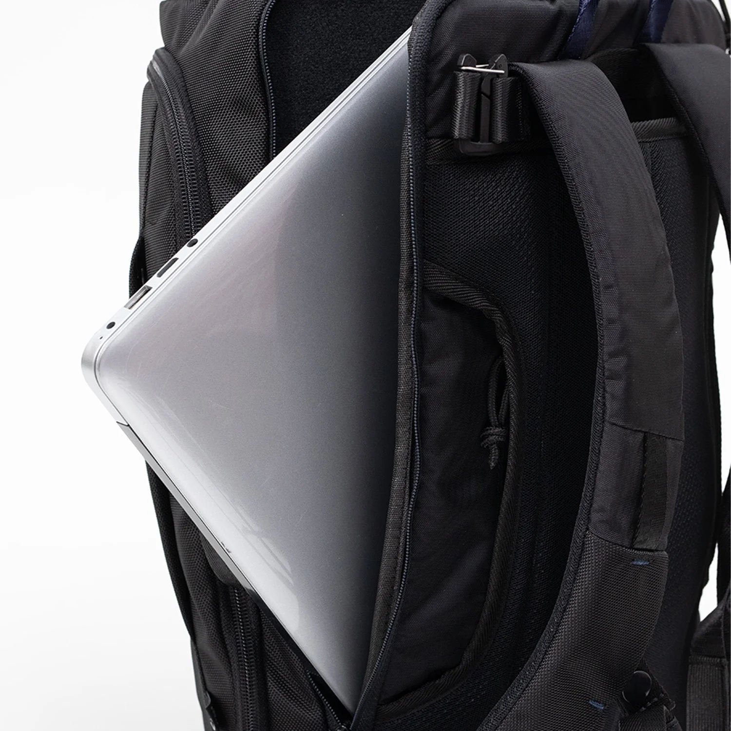Sturdy The Actualise Series Backpack - Image 15